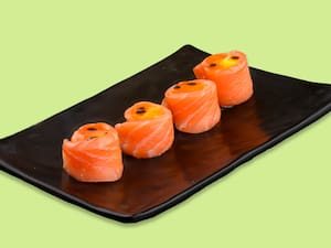 Jyo de Salmão com Calda de Maracujá